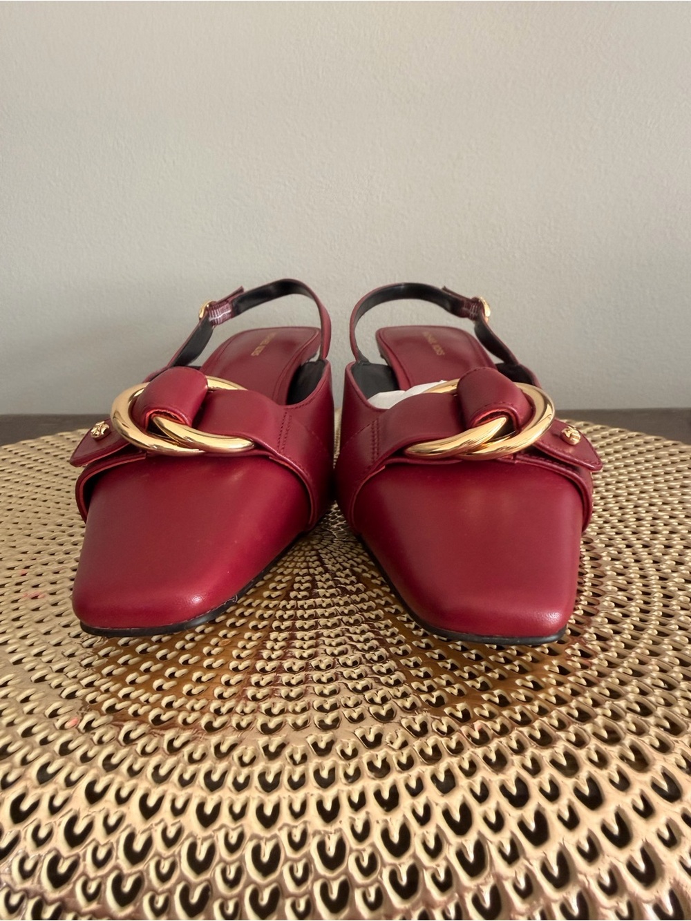 Michael Kors Burgundy Slingback Kitten Heel with Gold Buckle Size 8 NWOT - Picture 11 of 11